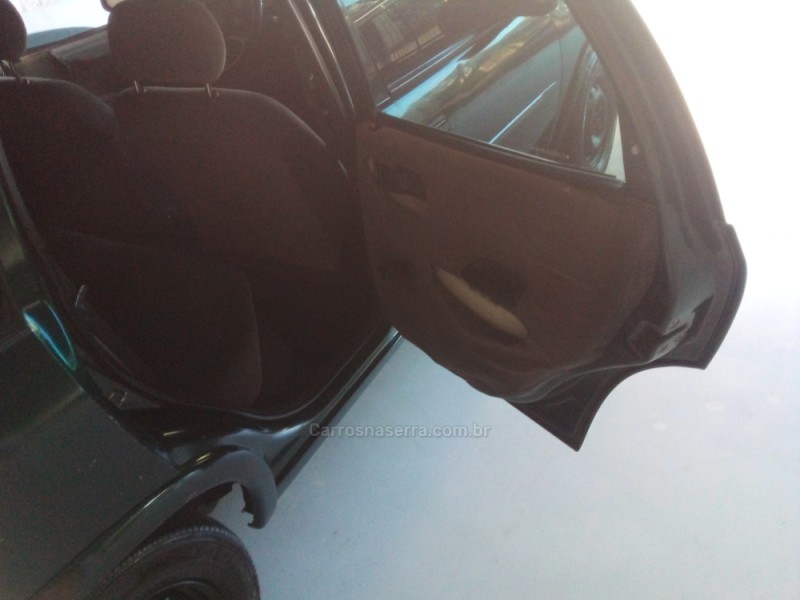 CORSA 1.6 MPFI GL 8V GASOLINA 4P MANUAL - 2001 - FLORES DA CUNHA
