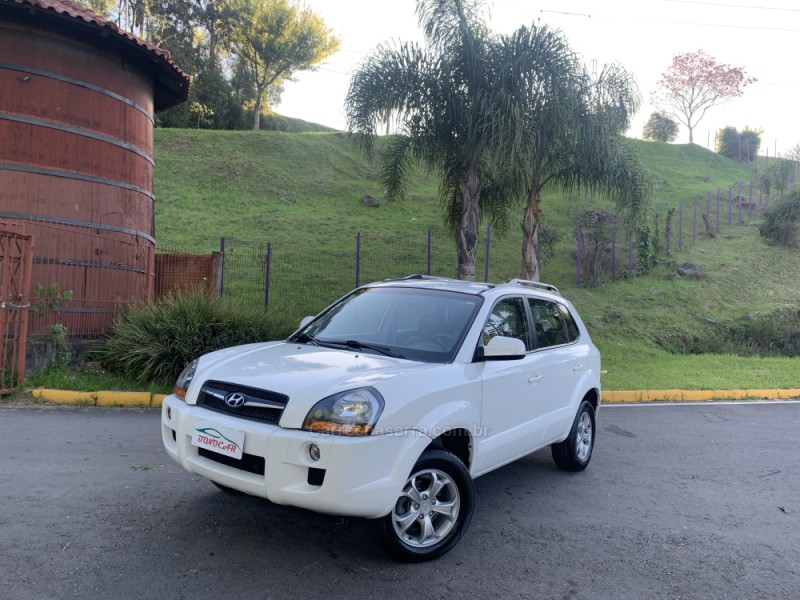 TUCSON 2.0 MPFI GLS BASE 16V 143CV 2WD FLEX 4P AUTOMÁTICO