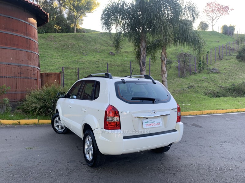 TUCSON 2.0 MPFI GLS BASE 16V 143CV 2WD FLEX 4P AUTOMÁTICO - 2017 - CAXIAS DO SUL