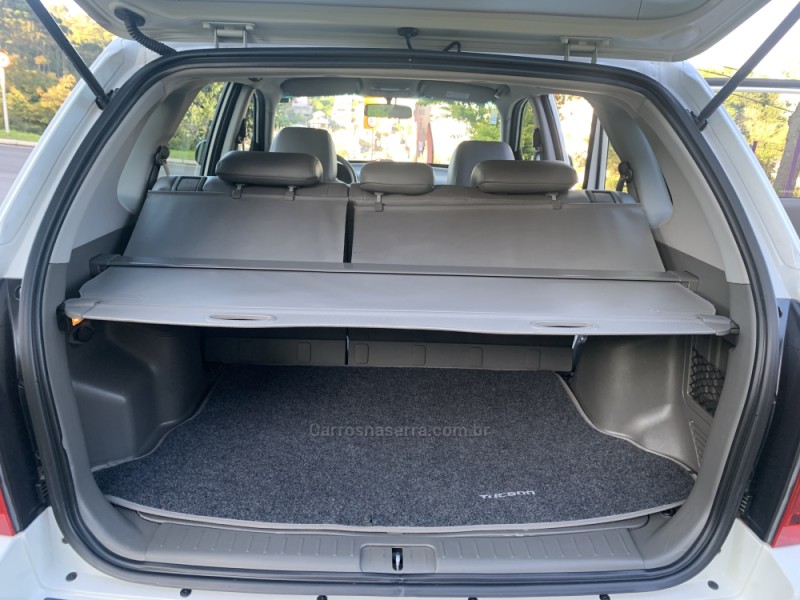 TUCSON 2.0 MPFI GLS BASE 16V 143CV 2WD FLEX 4P AUTOMÁTICO - 2017 - CAXIAS DO SUL