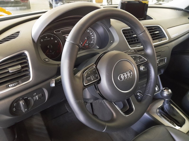 Q3 2.0 TFSI ATTRACTION QUATTRO 4P GASOLINA S TRONIC - 2014 - CAXIAS DO SUL