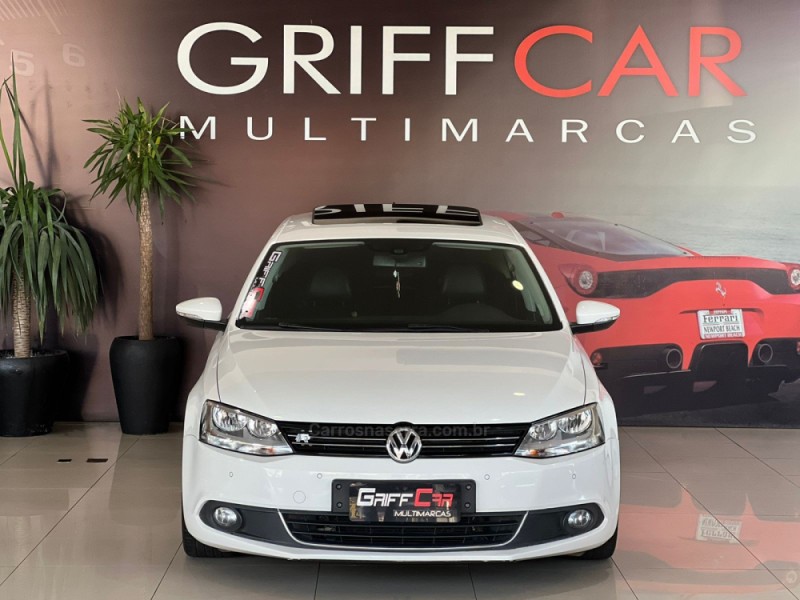 JETTA 2.0 TSI HIGHLINE 200CV GASOLINA 4P TIPTRONIC - 2012 - DOIS IRMãOS