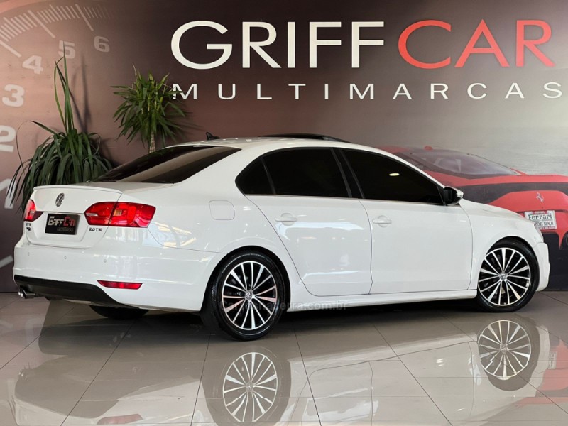 JETTA 2.0 TSI HIGHLINE 200CV GASOLINA 4P TIPTRONIC - 2012 - DOIS IRMãOS