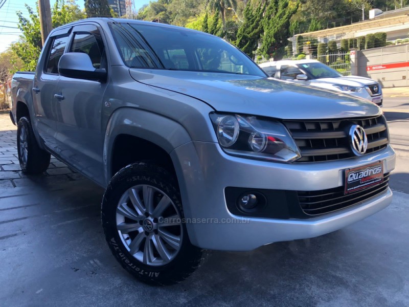 AMAROK 2.0 TRENDLINE 4X4 CD 16V TURBO INTERCOOLER DIESEL 4P MANUAL - 2013 - CAXIAS DO SUL