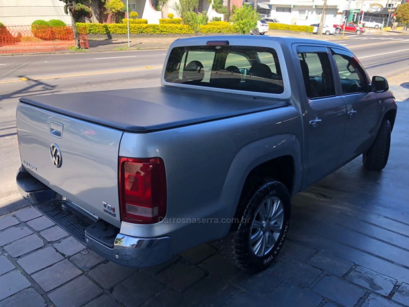 AMAROK 2.0 TRENDLINE 4X4 CD 16V TURBO INTERCOOLER DIESEL 4P MANUAL - 2013 - CAXIAS DO SUL