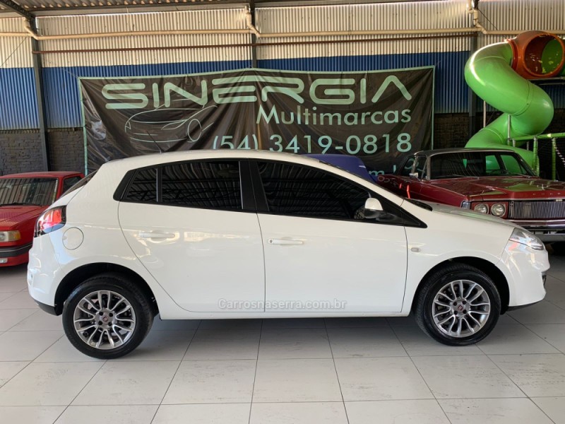 BRAVO 1.8 ESSENCE 16V FLEX 4P AUTOMATIZADO - 2016 - CAXIAS DO SUL