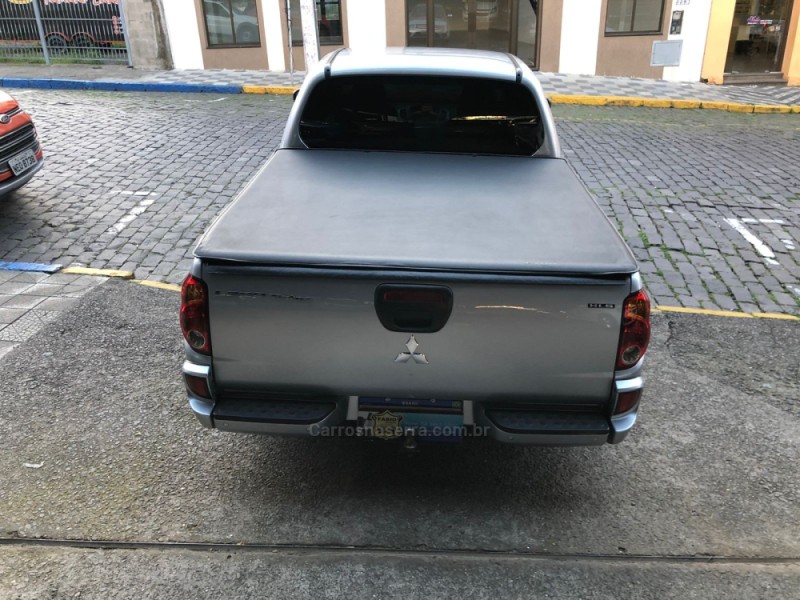 L200 TRITON 2.4 HLS 4X2 CD 16V FLEX 4P MANUAL - 2016 - GARIBALDI