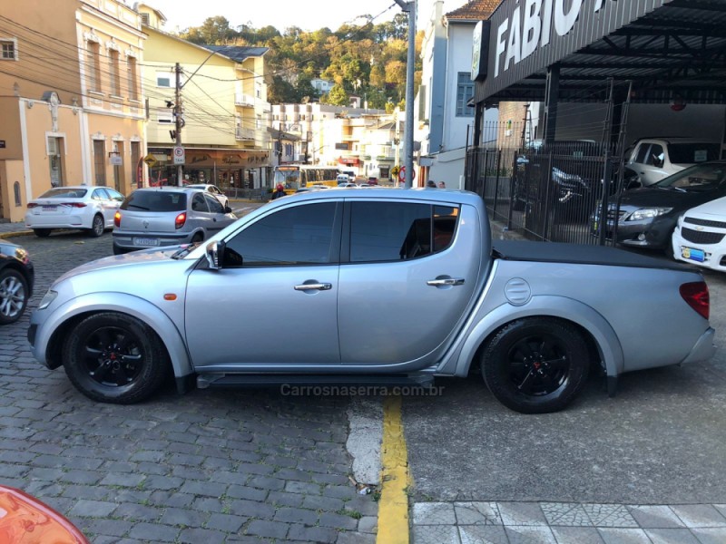 L200 TRITON 2.4 HLS 4X2 CD 16V FLEX 4P MANUAL