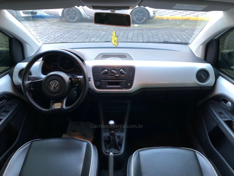 UP 1.0 CROSS T.FLEX 12V 4P MANUAL - 2015 - GARIBALDI