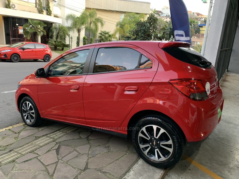 ONIX 1.4 MPFI LTZ 8V FLEX 4P MANUAL - 2014 - BENTO GONçALVES