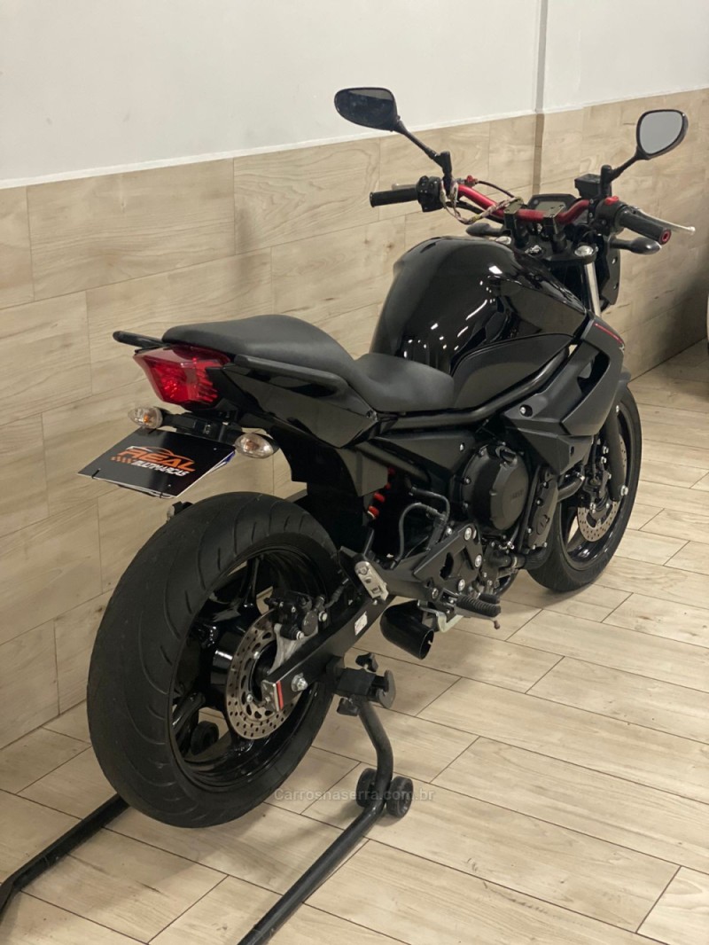 XJ6 N SP - 2015 - CAXIAS DO SUL
