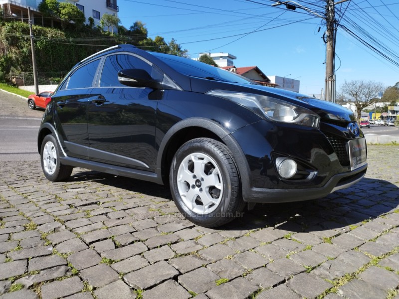 HB20X 1.6 16V PREMIUM FLEX 4P AUTOMÁTICO - 2014 - FARROUPILHA