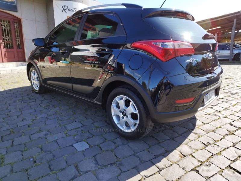 HB20X 1.6 16V PREMIUM FLEX 4P AUTOMÁTICO - 2014 - FARROUPILHA