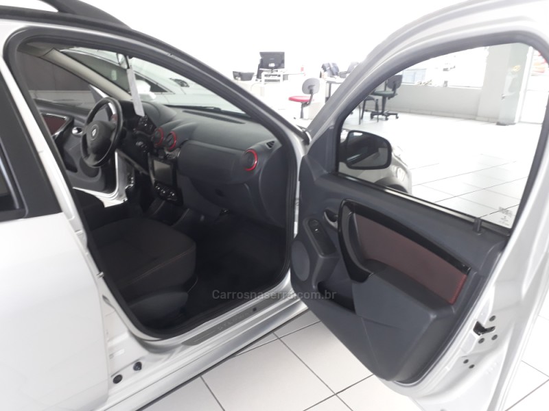 SANDERO 1.6 STEPWAY 8V FLEX 4P MANUAL - 2014 - BENTO GONçALVES