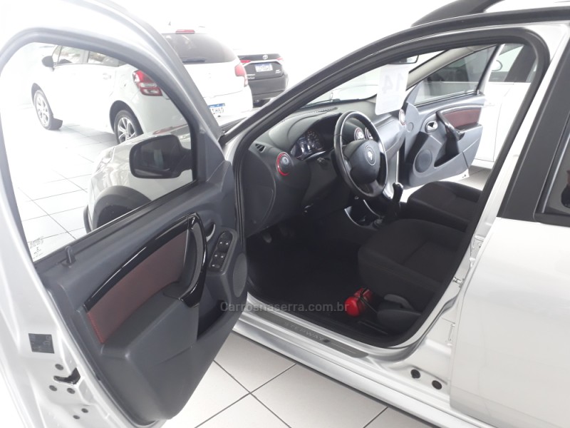 SANDERO 1.6 STEPWAY 8V FLEX 4P MANUAL - 2014 - BENTO GONçALVES