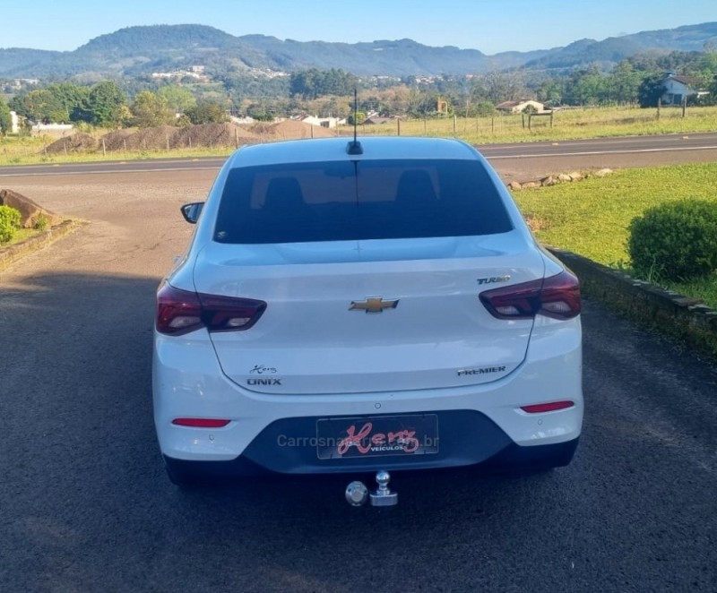 ONIX  1.0	PREMIER PLUS 12V TURBO FLEX 4P AUTOMÁTICO - 2020 - BOM PRINCíPIO