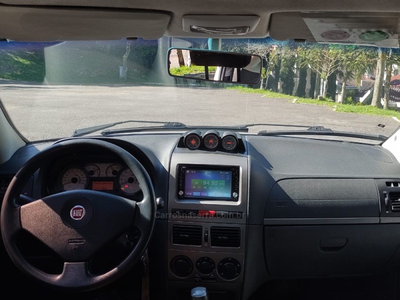 PALIO 1.8 MPI ADVENTURE WEEKEND ITALIA 16V FLEX MANUAL - 2012 - FARROUPILHA