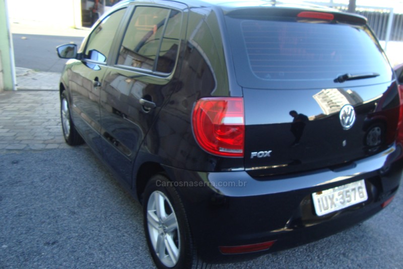 FOX 1.0 MI TRENDLINE 8V FLEX 4P MANUAL - 2014 - CAXIAS DO SUL