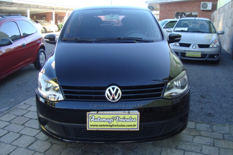 FOX 1.0 MI TRENDLINE 8V FLEX 4P MANUAL - 2014 - CAXIAS DO SUL
