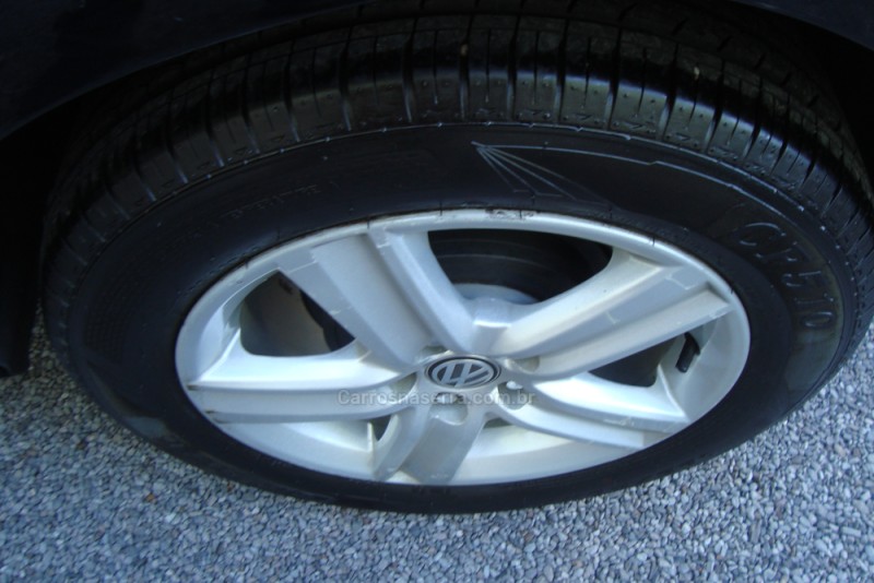 FOX 1.0 MI TRENDLINE 8V FLEX 4P MANUAL - 2014 - CAXIAS DO SUL