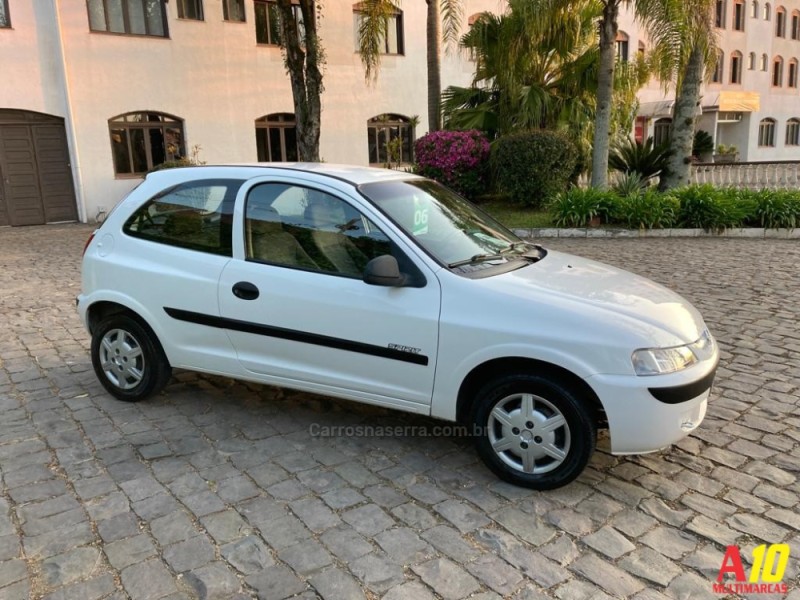 CELTA 1.0 MPFI SPIRIT 8V FLEX 2P MANUAL - 2006 - CAXIAS DO SUL