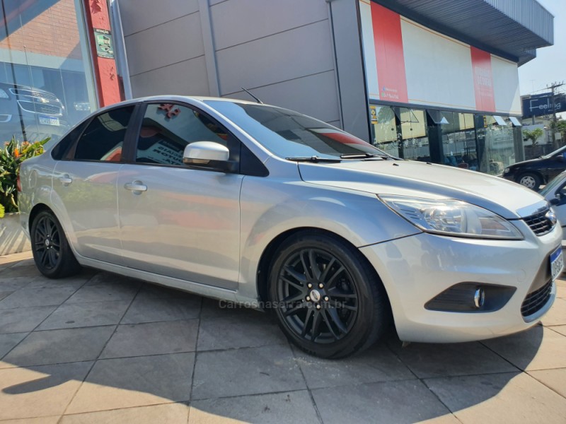 FOCUS 2.0 GLX SEDAN 16V FLEX 4P AUTOMÁTICO - 2013 - FARROUPILHA