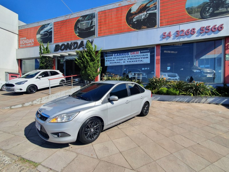 FOCUS 2.0 GLX SEDAN 16V FLEX 4P AUTOMÁTICO - 2013 - FARROUPILHA