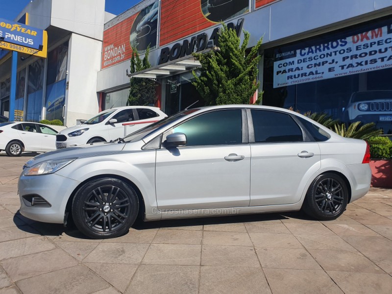 FOCUS 2.0 GLX SEDAN 16V FLEX 4P AUTOMÁTICO - 2013 - FARROUPILHA