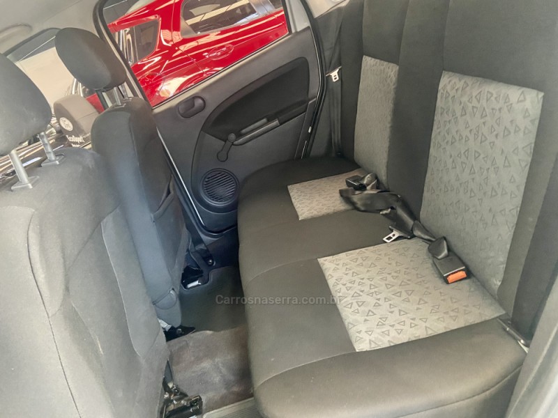 FIESTA 1.0 ROCAM SE 8V FLEX 4P MANUAL - 2014 - CAXIAS DO SUL