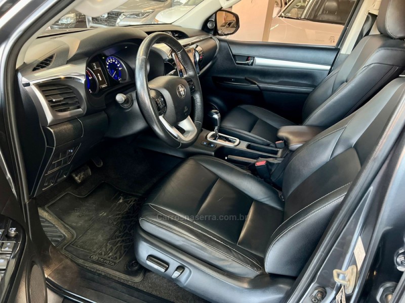 HILUX 2.8 SRV 4X4 CD 16V DIESEL 4P AUTOMÁTICO - 2017 - CAXIAS DO SUL