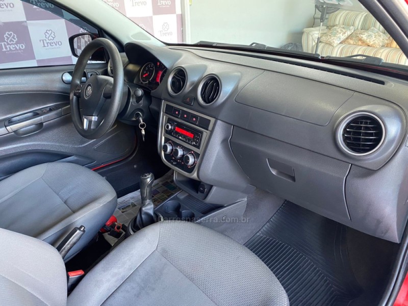 VOYAGE 1.0 MI TRENDLINE 8V FLEX 4P MANUAL - 2012 - TAQUARA
