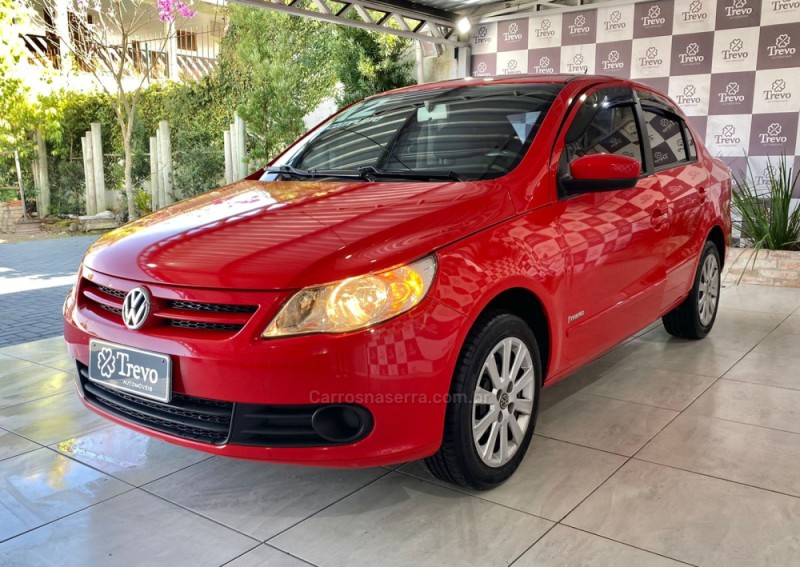 VOYAGE 1.0 MI TRENDLINE 8V FLEX 4P MANUAL - 2012 - TAQUARA