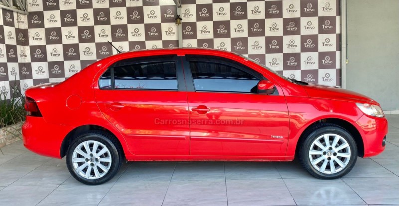 VOYAGE 1.0 MI TRENDLINE 8V FLEX 4P MANUAL - 2012 - TAQUARA