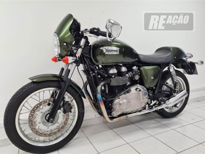 thruxton  2015 caxias do sul