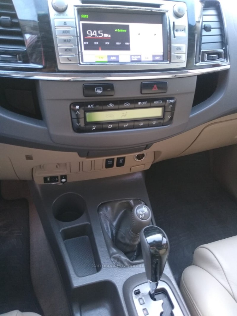 HILUX SW4 3.0 SRV 4X4 16V TURBO INTERCOOLER DIESEL 4P AUTOMÁTICO - 2013 - CAXIAS DO SUL