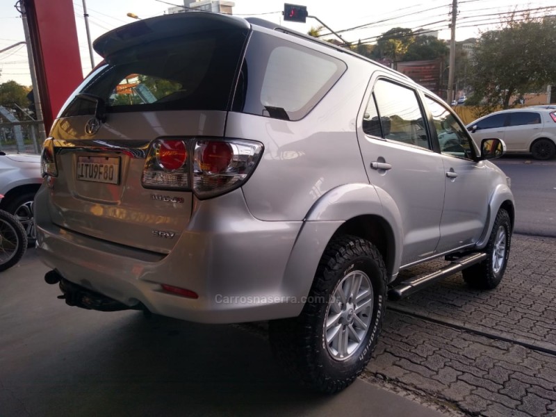 HILUX SW4 3.0 SRV 4X4 16V TURBO INTERCOOLER DIESEL 4P AUTOMÁTICO - 2013 - CAXIAS DO SUL