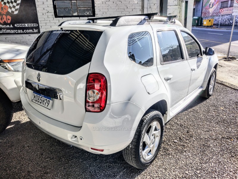 DUSTER 1.6 DYNAMIQUE 4X2 16V FLEX 4P MANUAL - 2015 - CAXIAS DO SUL