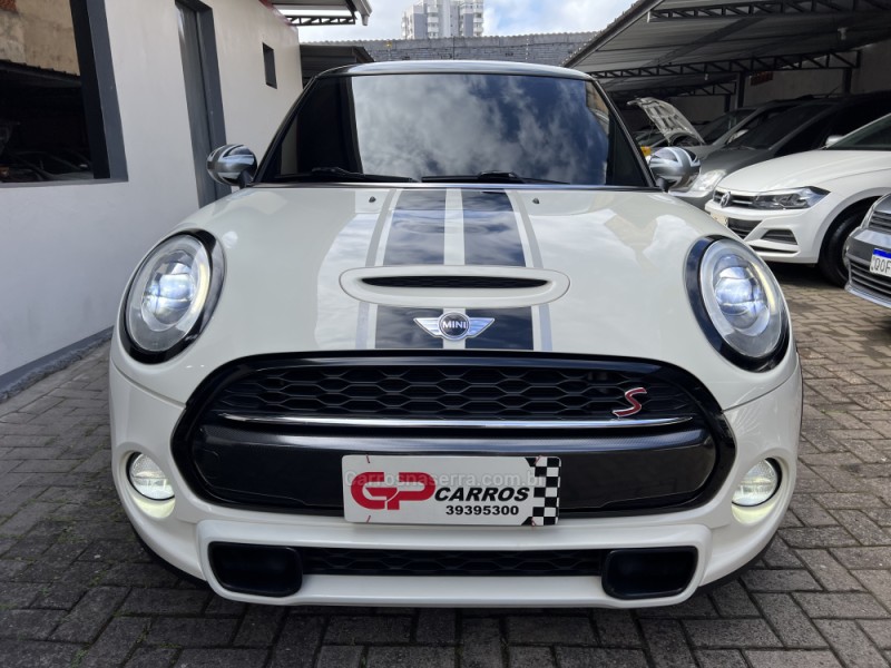 COOPER 2.0 S 16V TURBO GASOLINA 2P AUTOMÁTICO