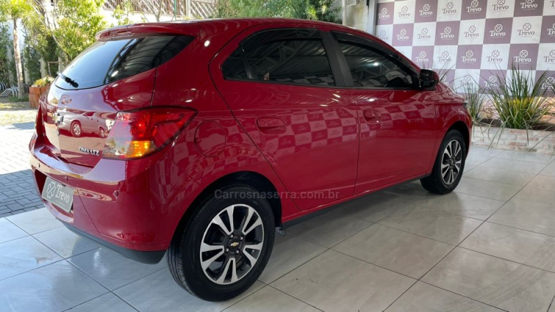 ONIX 1.4 MPFI LTZ 8V FLEX 4P MANUAL - 2015 - TAQUARA