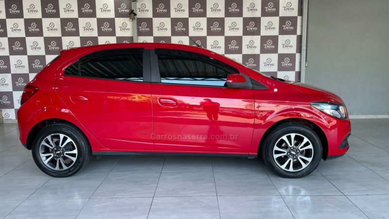 ONIX 1.4 MPFI LTZ 8V FLEX 4P MANUAL - 2015 - TAQUARA