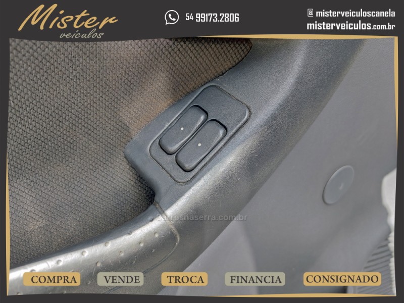 CORSA 1.0 MPFI JOY 8V GASOLINA 4P MANUAL - 2005 - CANELA