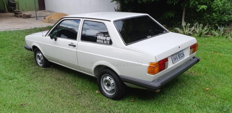 VOYAGE 1.6 LS 8V ÁLCOOL 2P MANUAL - 1995 - CANELA