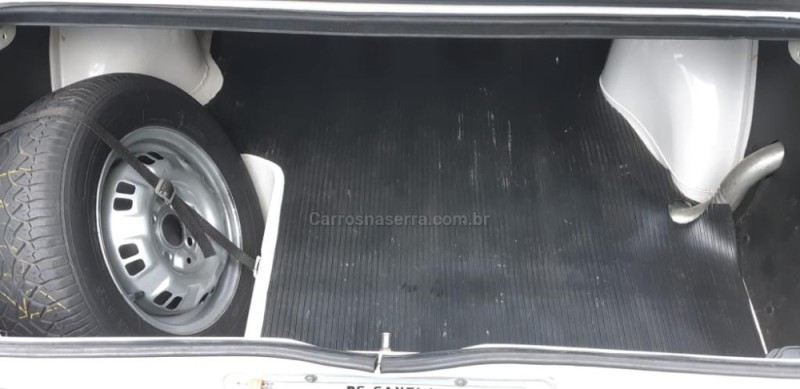 VOYAGE 1.6 LS 8V ÁLCOOL 2P MANUAL - 1995 - CANELA