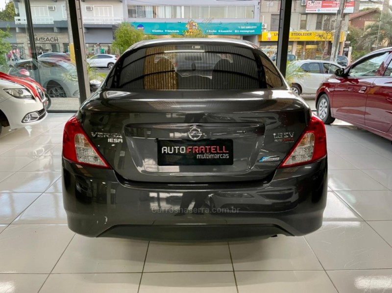 VERSA 1.6 16V FLEX SV 4P XTRONIC - 2017 - SãO LEOPOLDO