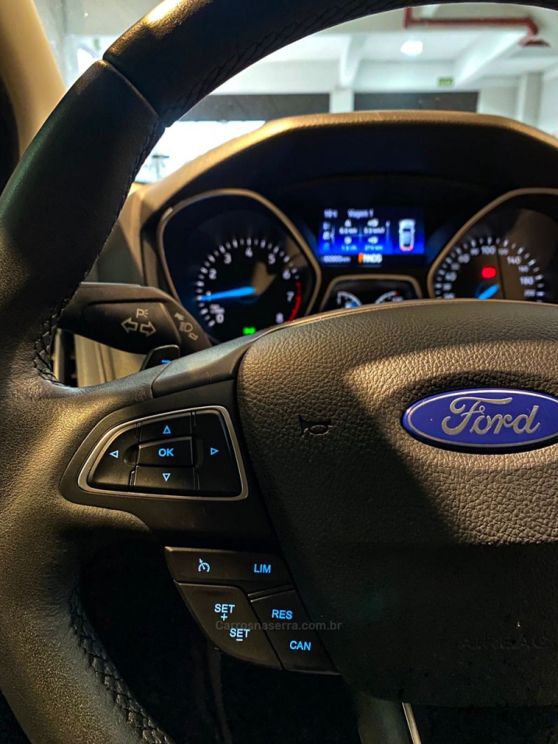 FOCUS 2.0 SE PLUS 16V FLEX 4P AUTOMÁTICO - 2018 - CAXIAS DO SUL