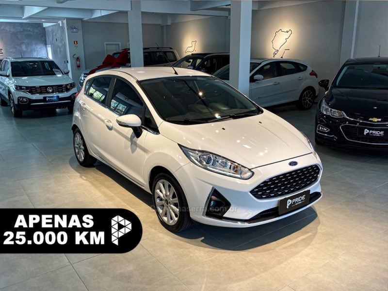 FIESTA 1.6 TITANIUM HATCH 16V FLEX 4P AUTOMÁTICO