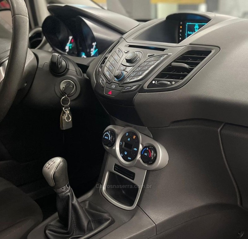 FIESTA 1.6 SE HATCH 16V FLEX 4P MANUAL - 2014 - TORRES