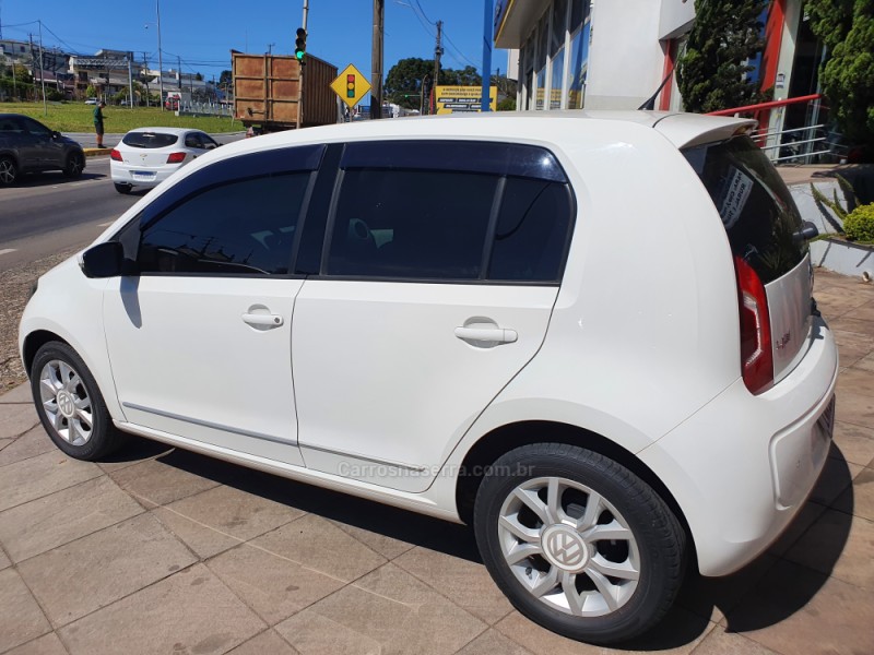 UP 1.0 MPI HIGH UP 12V FLEX 4P AUTOMATIZADO - 2015 - FARROUPILHA