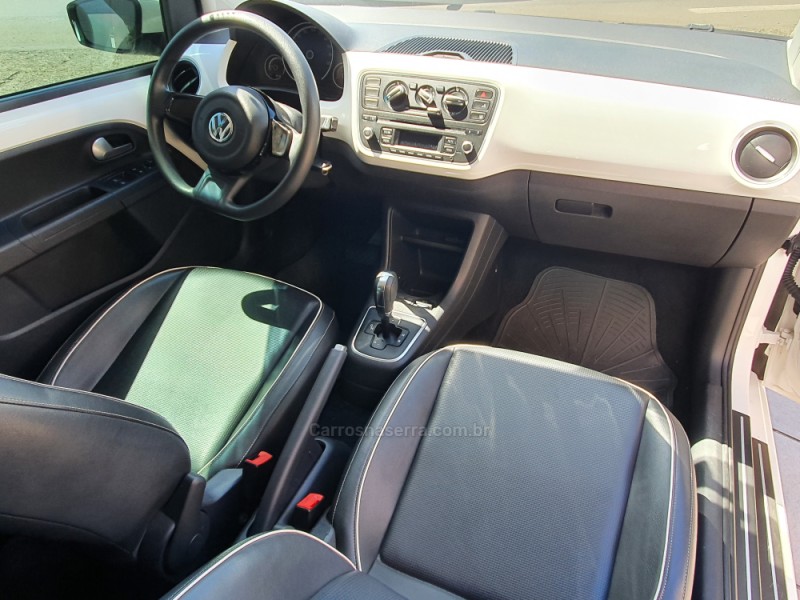 UP 1.0 MPI HIGH UP 12V FLEX 4P AUTOMATIZADO - 2015 - FARROUPILHA