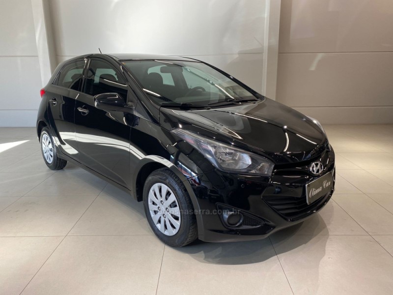 HB20 1.6 COMFORT PLUS 16V FLEX 4P MANUAL - 2014 - FLORES DA CUNHA